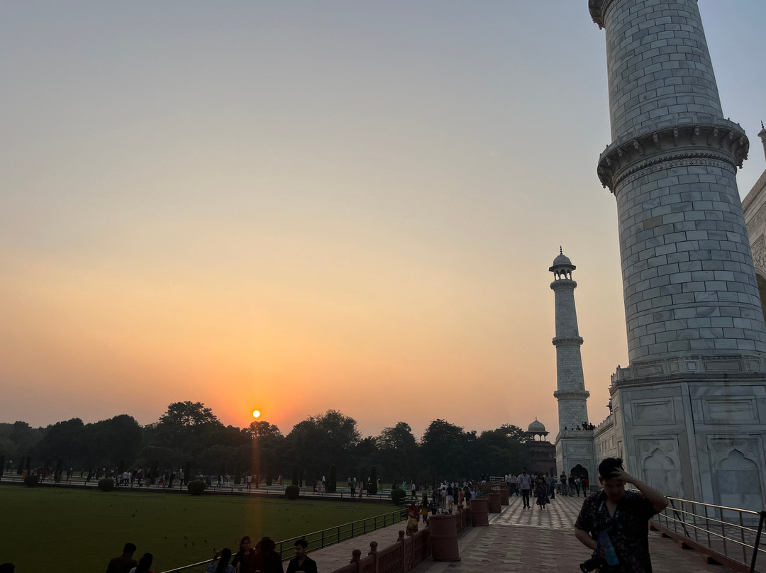 Majestic Taj Tours-阿格拉必去景点