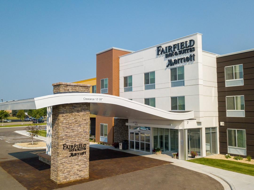 Fairfield Inn & Suites Alexandria主图