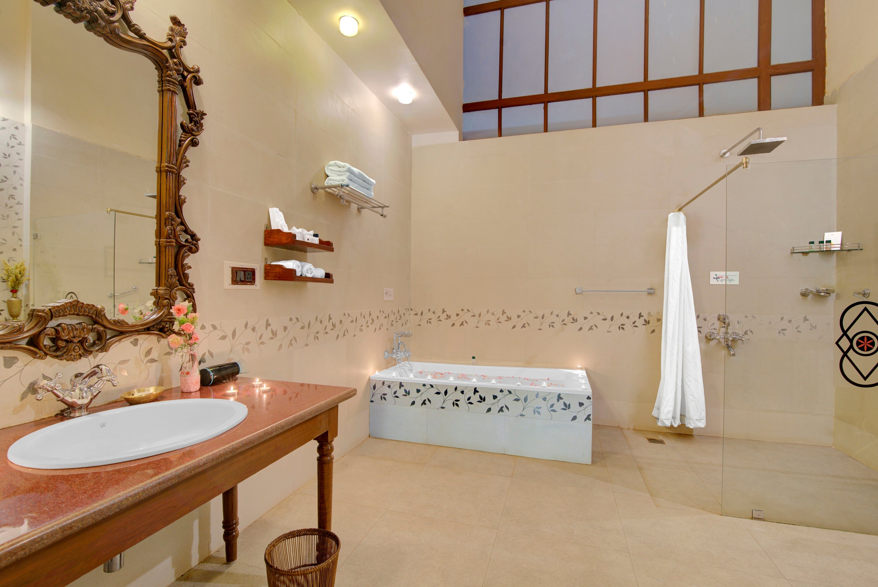 WelcomHeritage Shivavilas Palace, HAMPI-浴室
