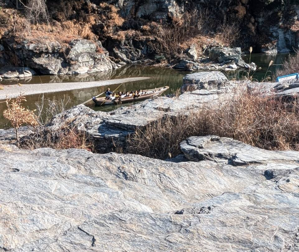 Nagatoro Iwadatami Rocks-长瀞町必去景点