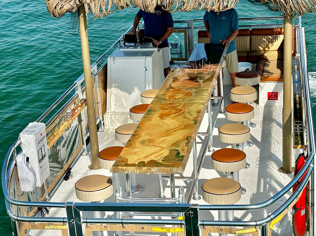 CoastEase Captain Services & Tiki Charters-橙色海湾必去景点