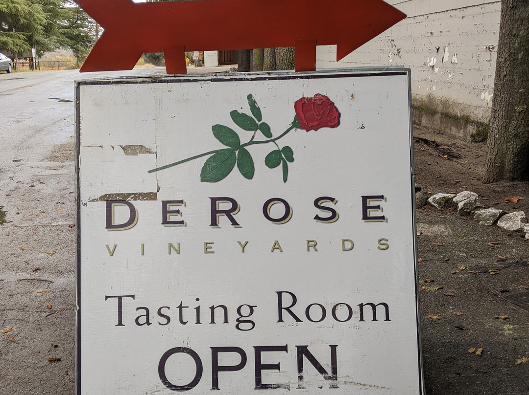 DeRose Vineyards-霍利斯特必去景点