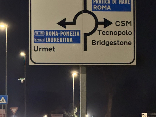 Castel Romano品牌折扣店-Castel Romano必去景点