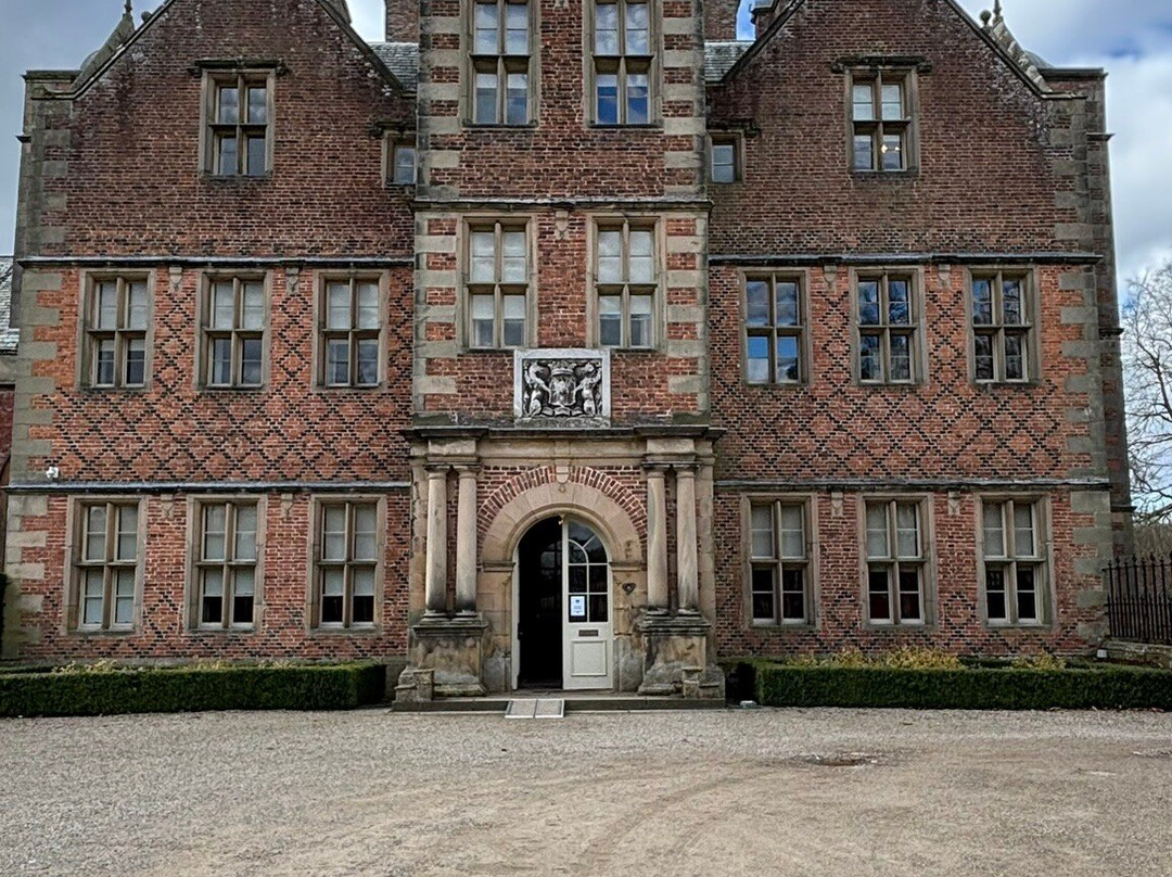 Kiplin Hall and Gardens景点图片