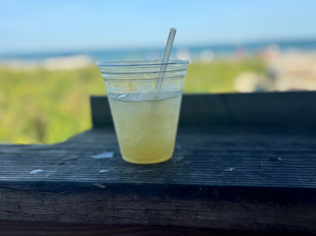 Top Shell Beachfront Bar-Singer Island必去景点