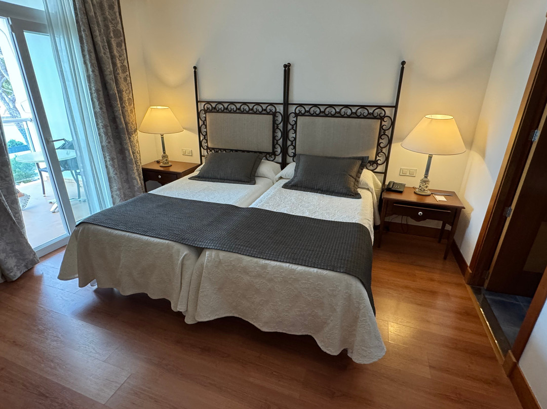 彭塔罗特甲温泉时尚欧洲酒店主图