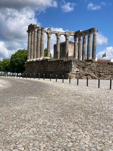 Templo Romano de Évora (Templo de Diana)-埃武拉必去景点