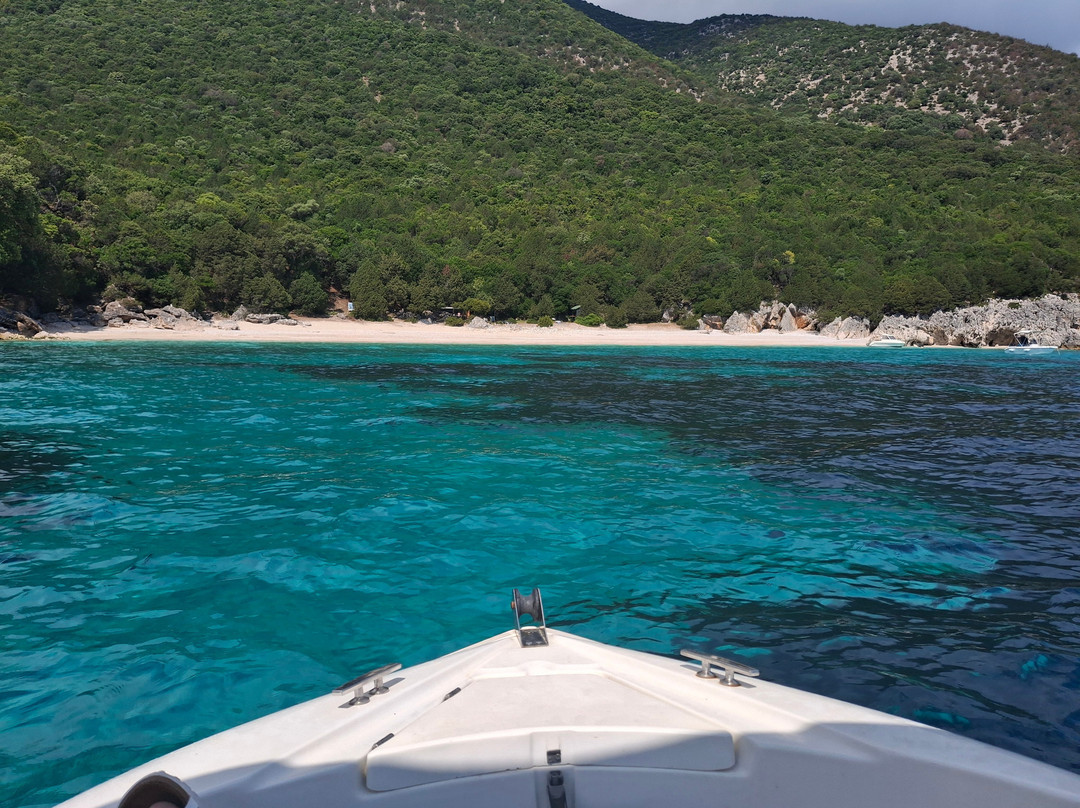 Hop On Greece-Karavomylos必去景点