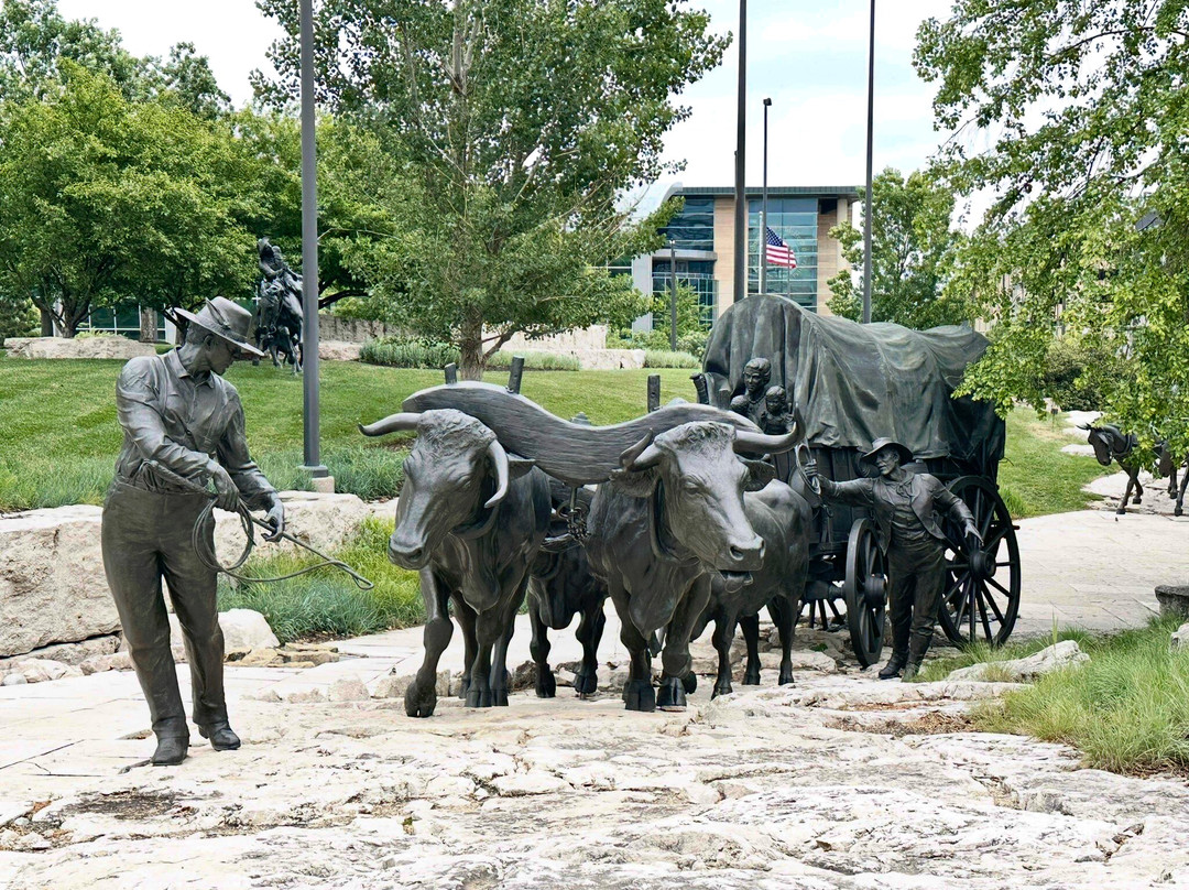 First National's Spirit of Nebraska's Wilderness and Pioneer Courage Park-奥马哈必去景点