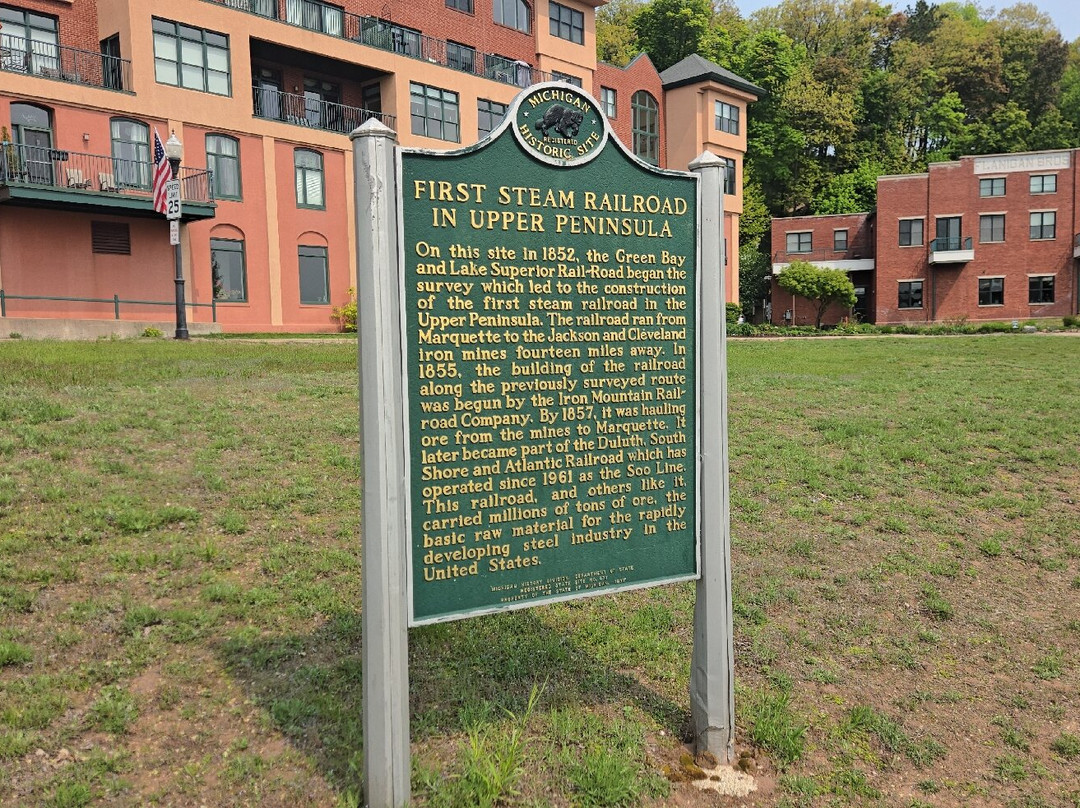 Downtown Marquette-Marquette必去景点