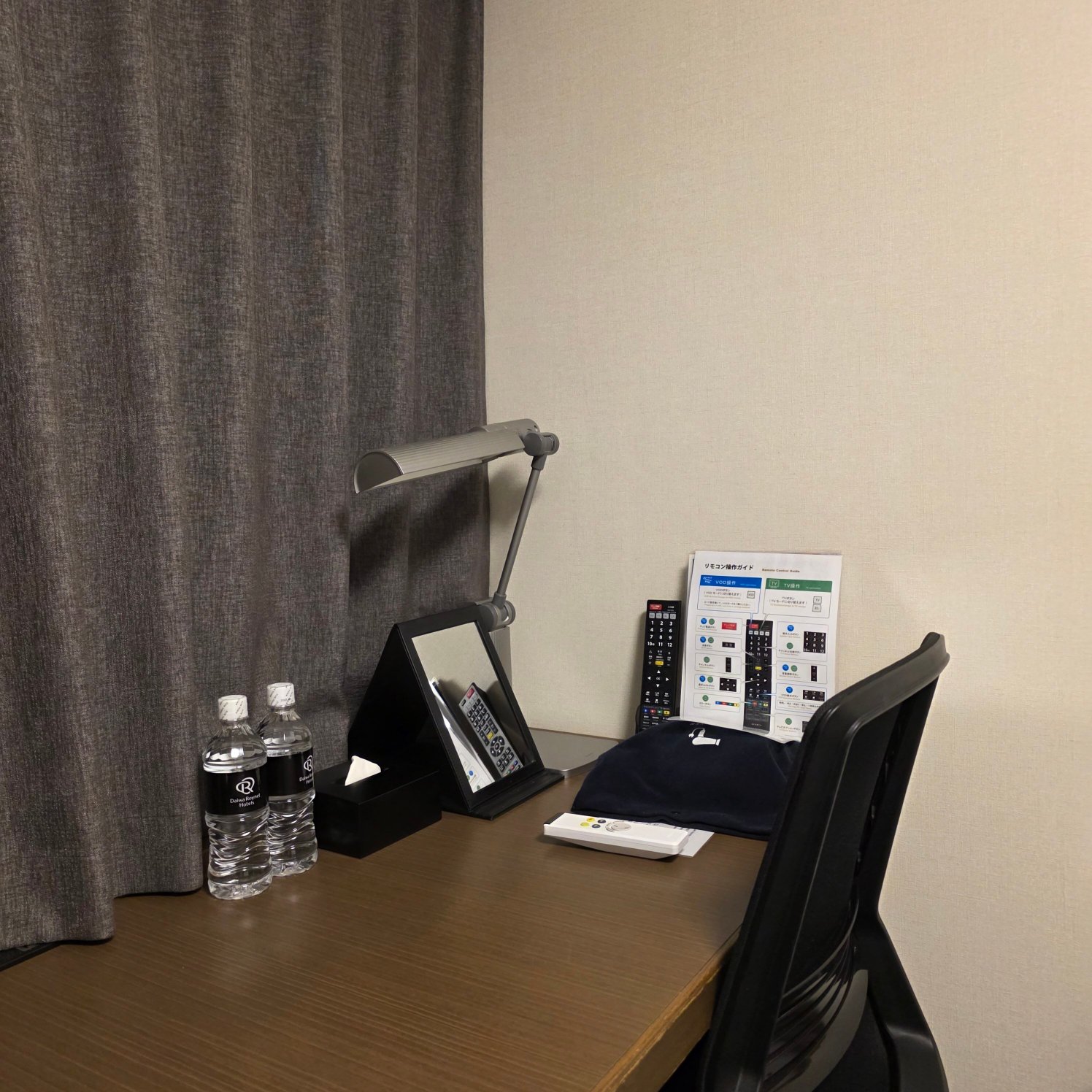 新横滨戴哇鲁内酒店-客卧