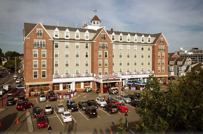 塞勒姆酒店住宿-塞勒姆海滨酒店及套房