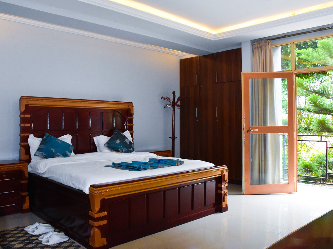 Lina Hotel