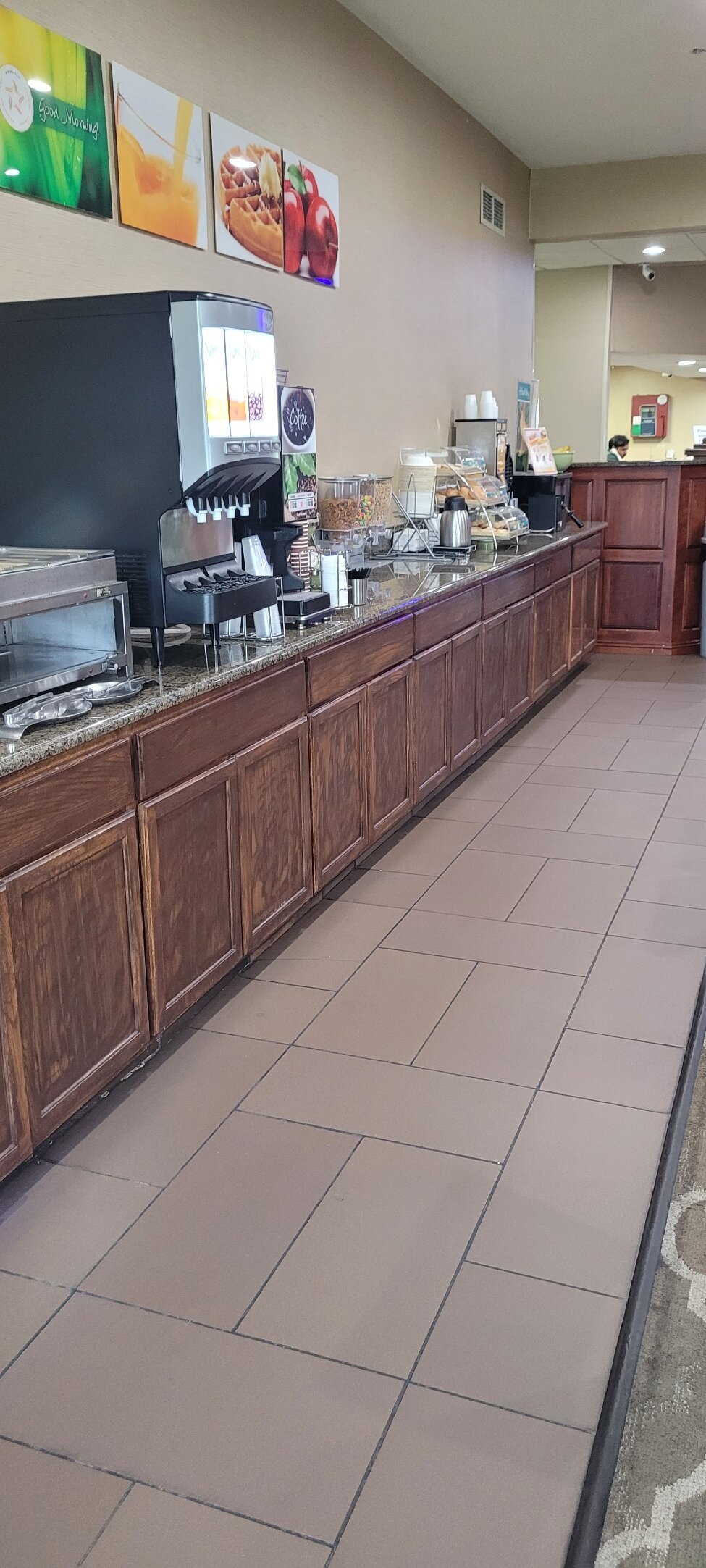 Quality Inn & Suites-官方