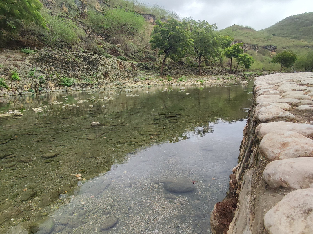 Ain Razat-塞拉莱必去景点