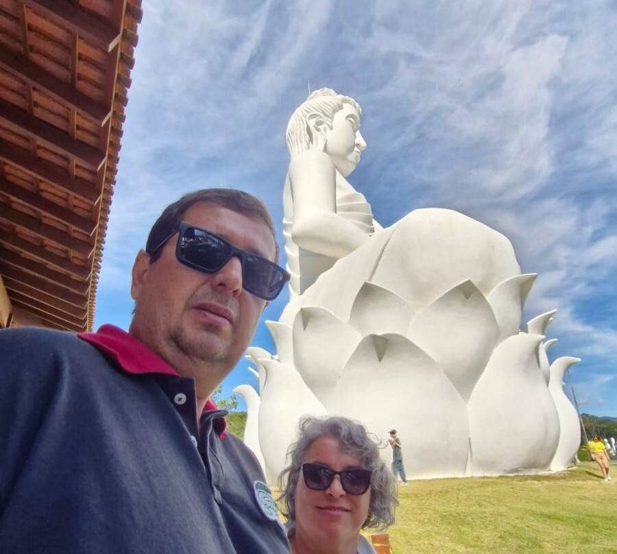 Praca do Portal Budista-Ibiracu必去景点