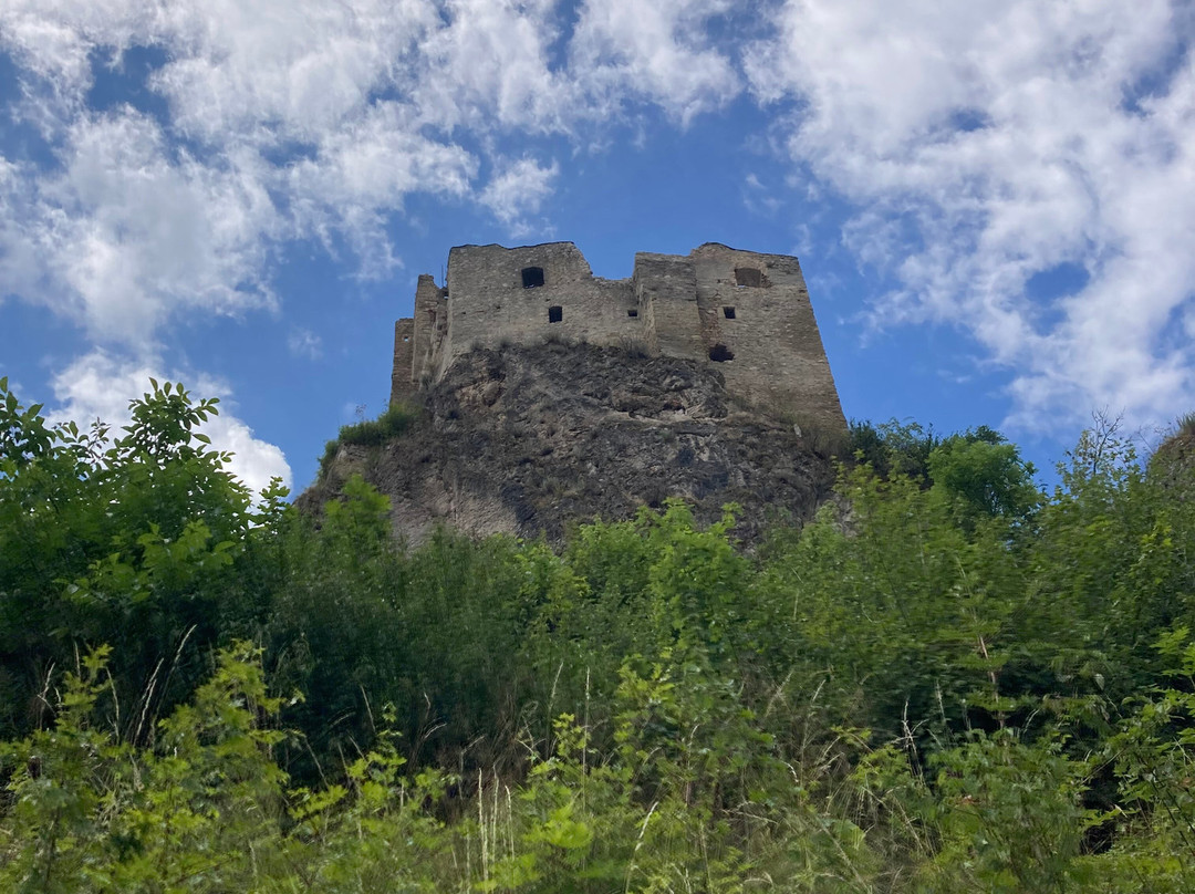 Lednica Castle-Lednica必去景点