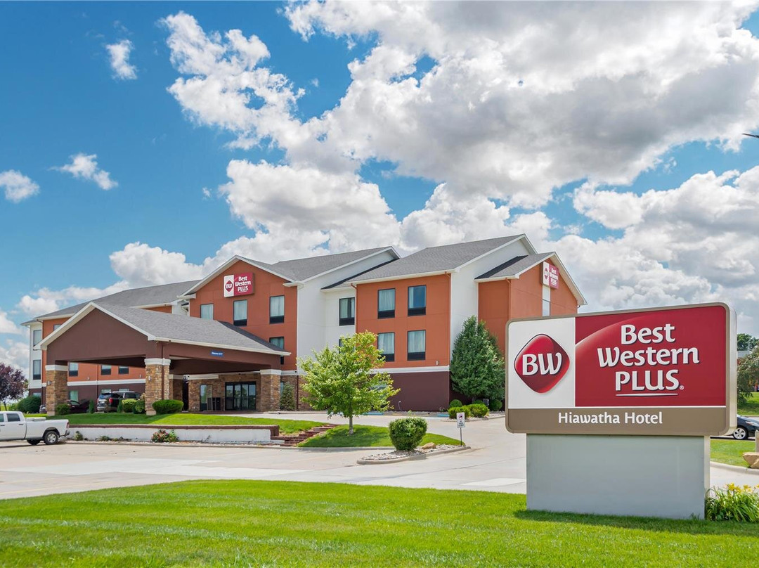 Bendena酒店住宿-Best Western Plus Hiawatha Hotel