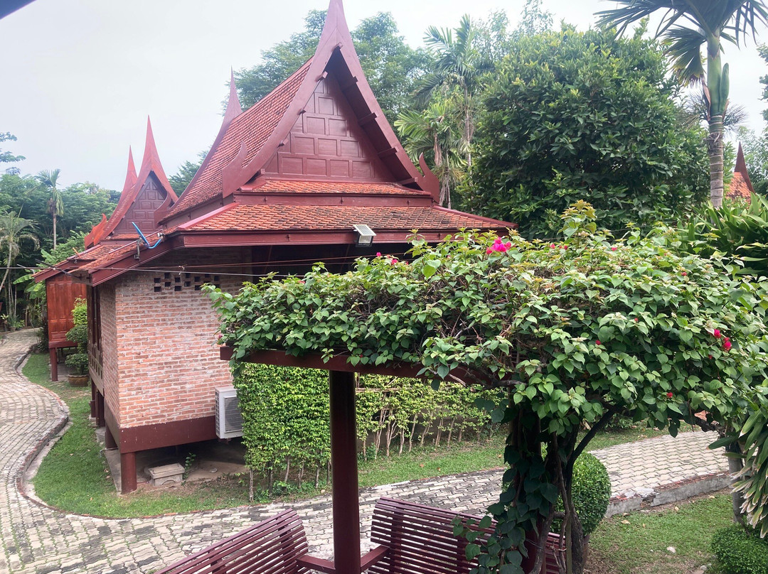 阿雅德哈拉村酒店主图