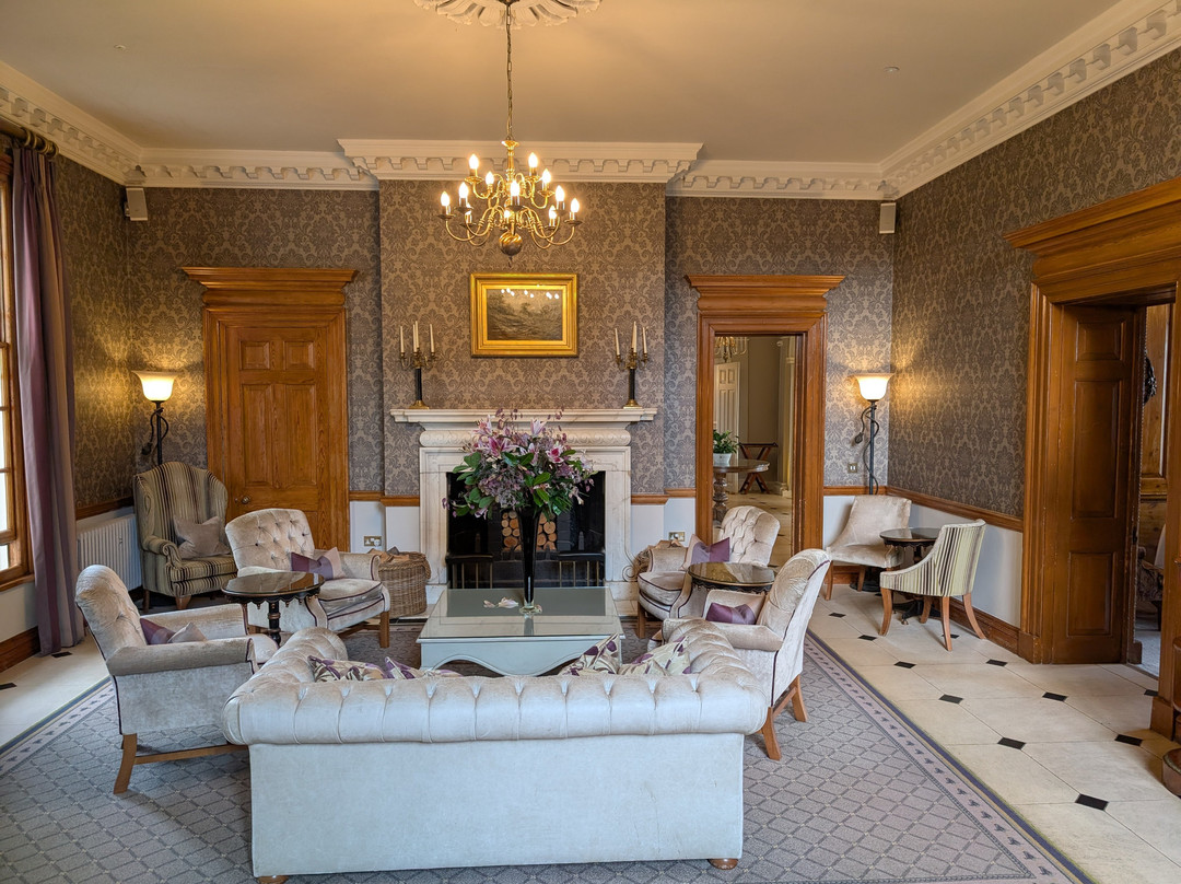 Brockencote Hall Hotel主图