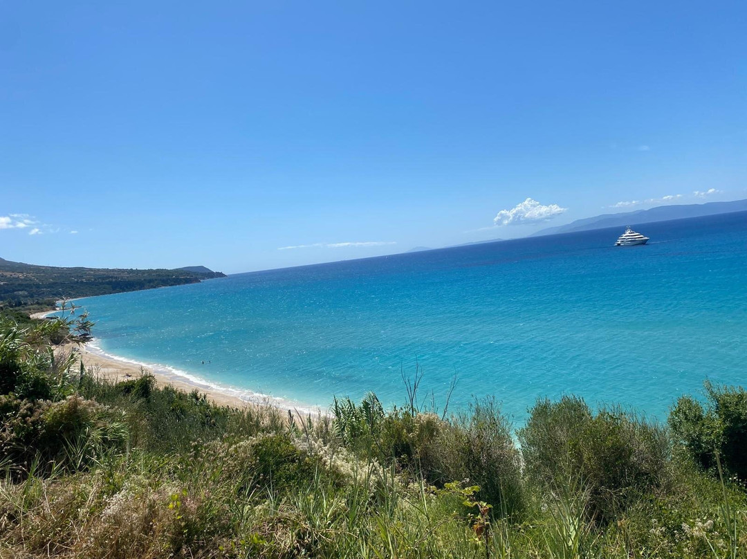 Kanali Beach-Lourdata必去景点
