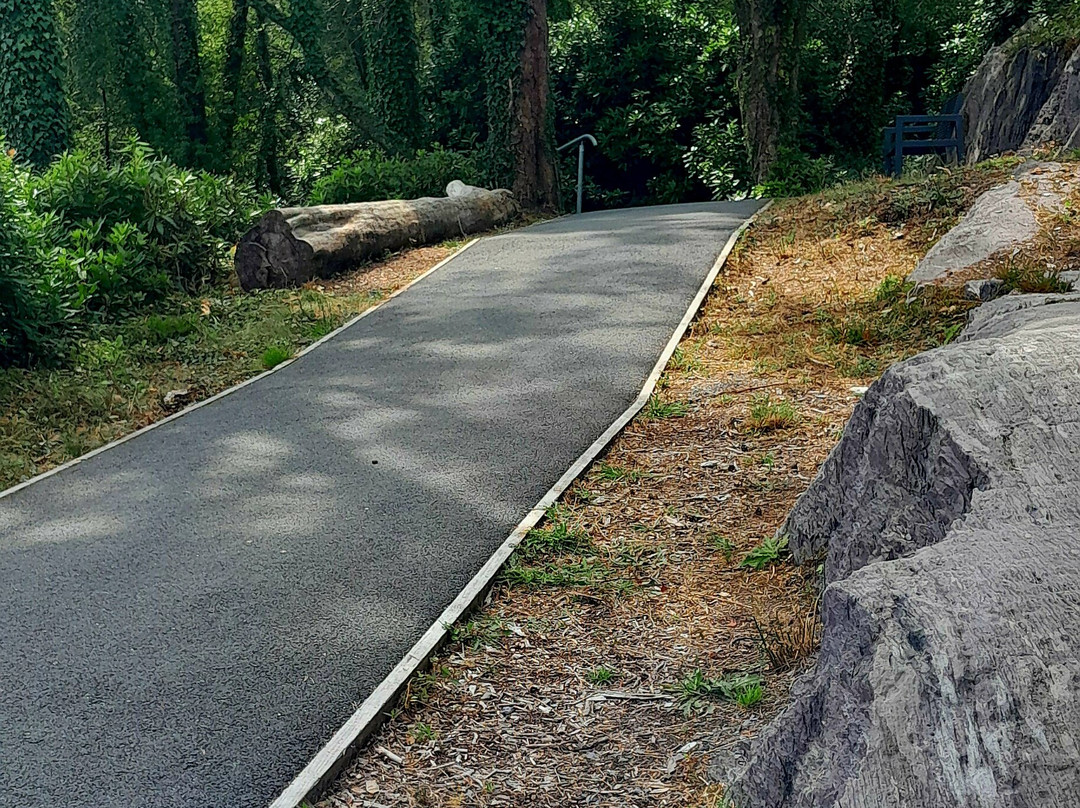Blue Pool Amenity Area-Glengarriff必去景点