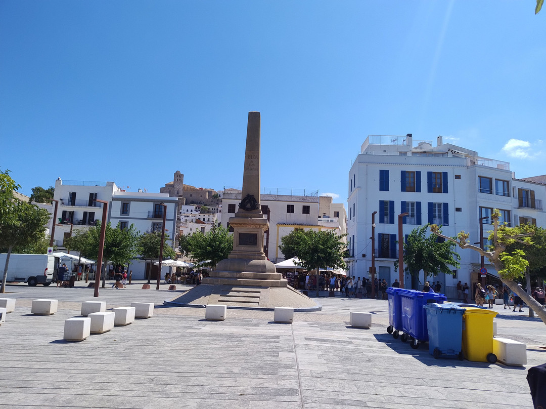 Monumento A Los Corsarios-伊维萨城区必去景点