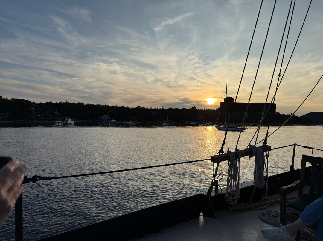 Ambergris Voyages-Southwest Harbor必去景点