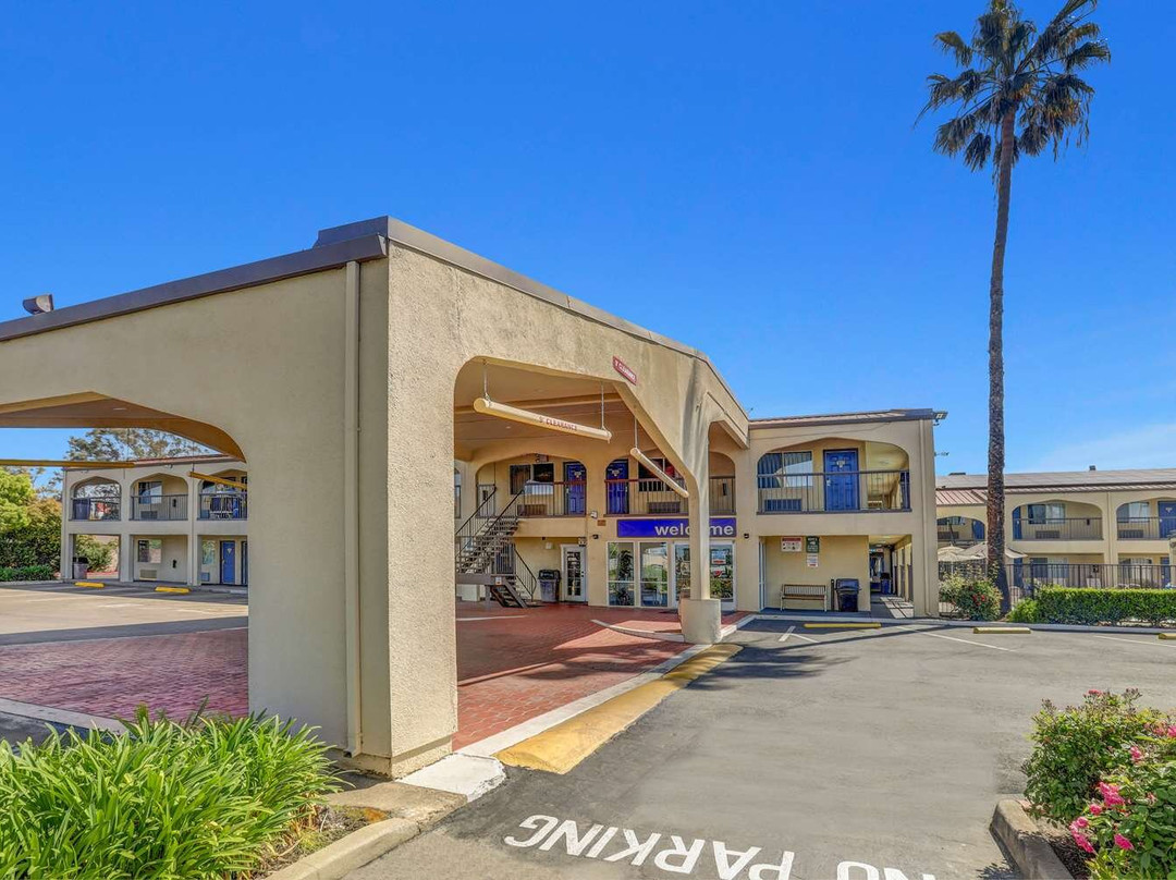 Acampo酒店住宿-Motel 6 Lodi