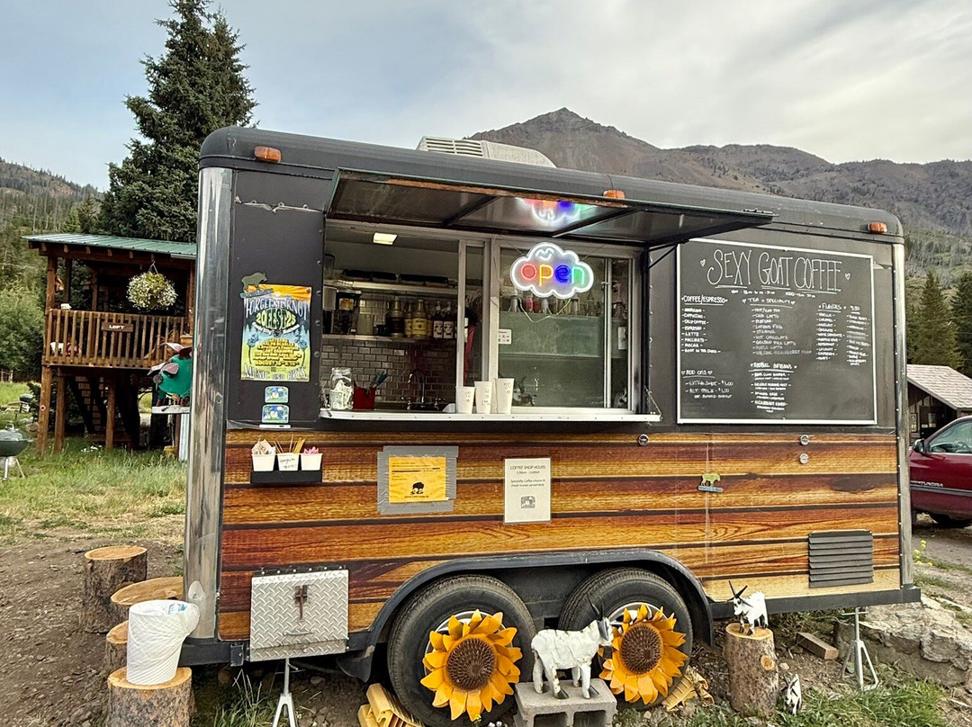 Silver Gate Lodging主图