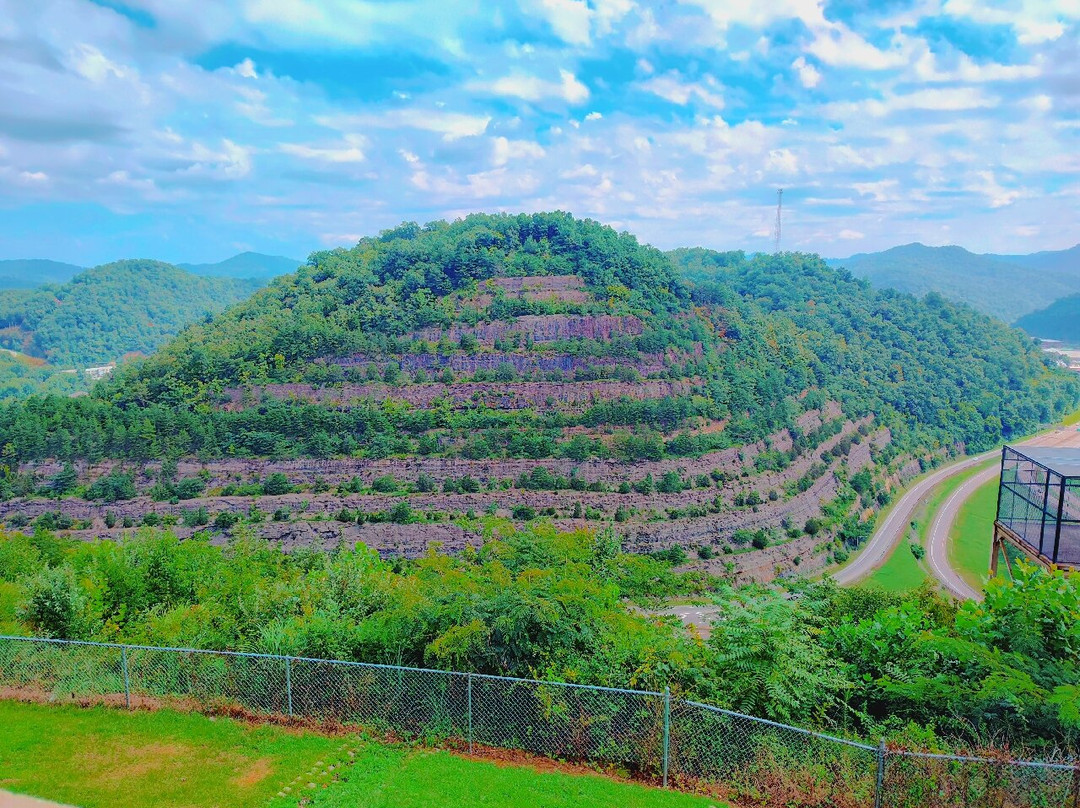 Pikeville Cut-through Overlook