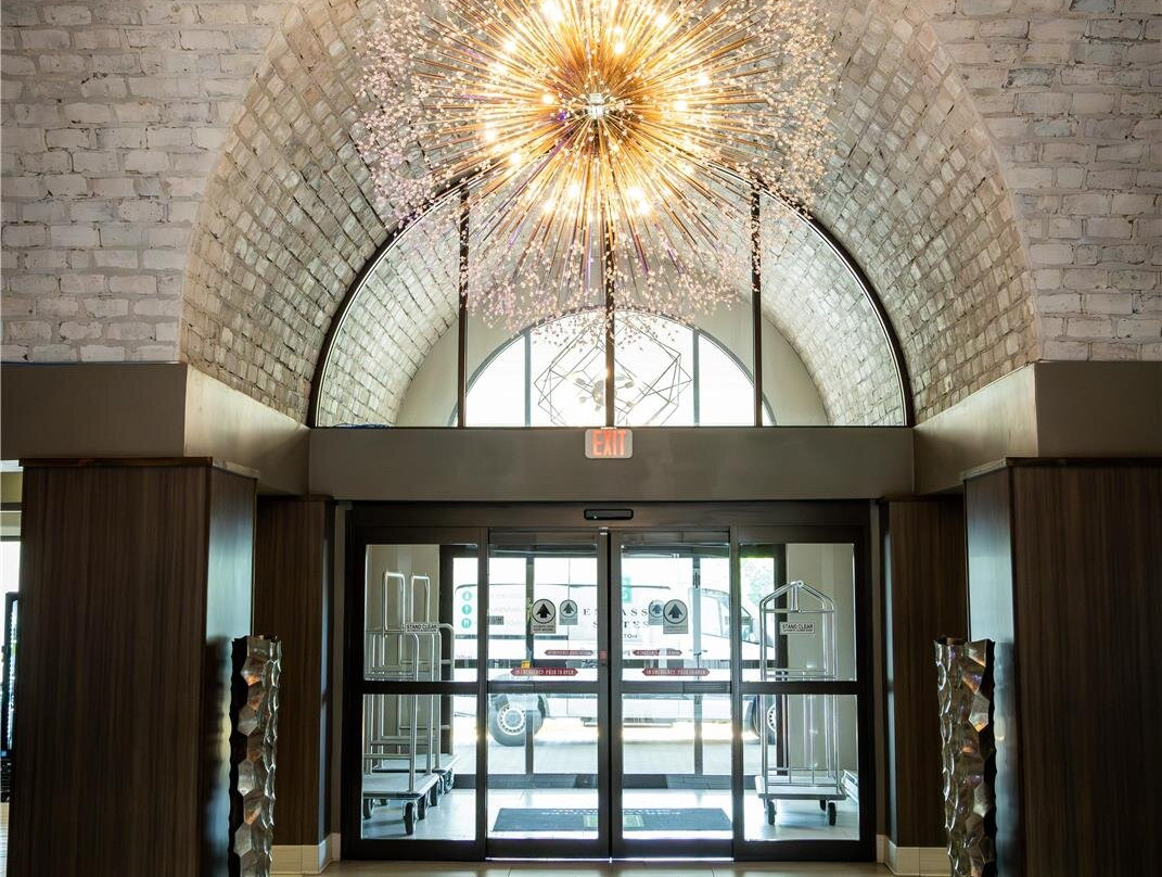 Embassy Suites by Hilton Chicago Schaumburg Woodfield