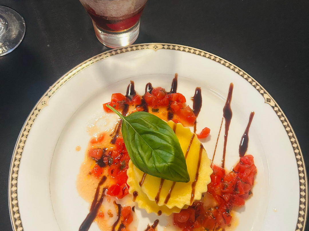 Lafayette Inn and Restaurant主图