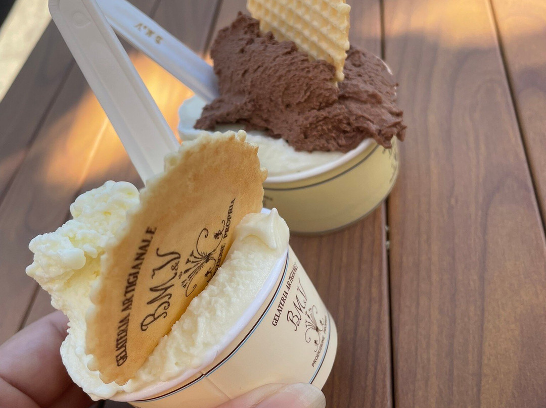 BM & V Gelateria Artigianale San Teodoro