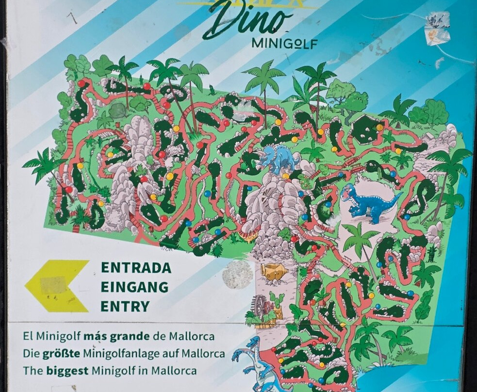 Dino Minigolf-帕尔马海滩必去景点
