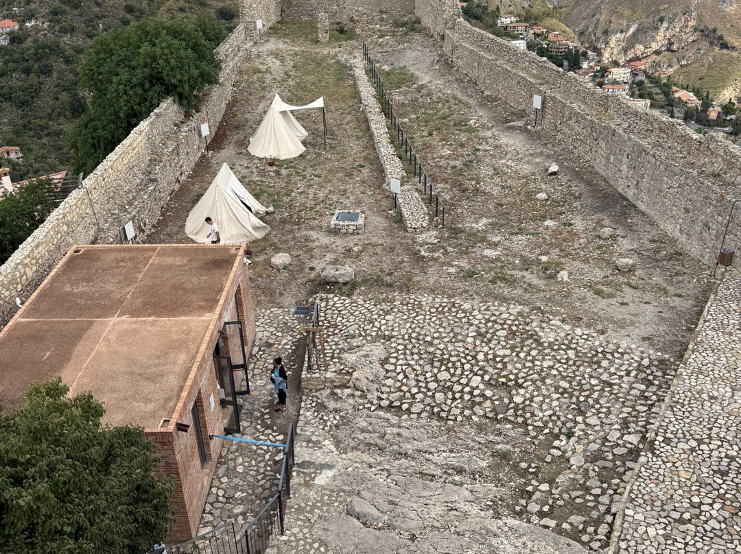 Castello di Taormina-陶尔米纳必去景点