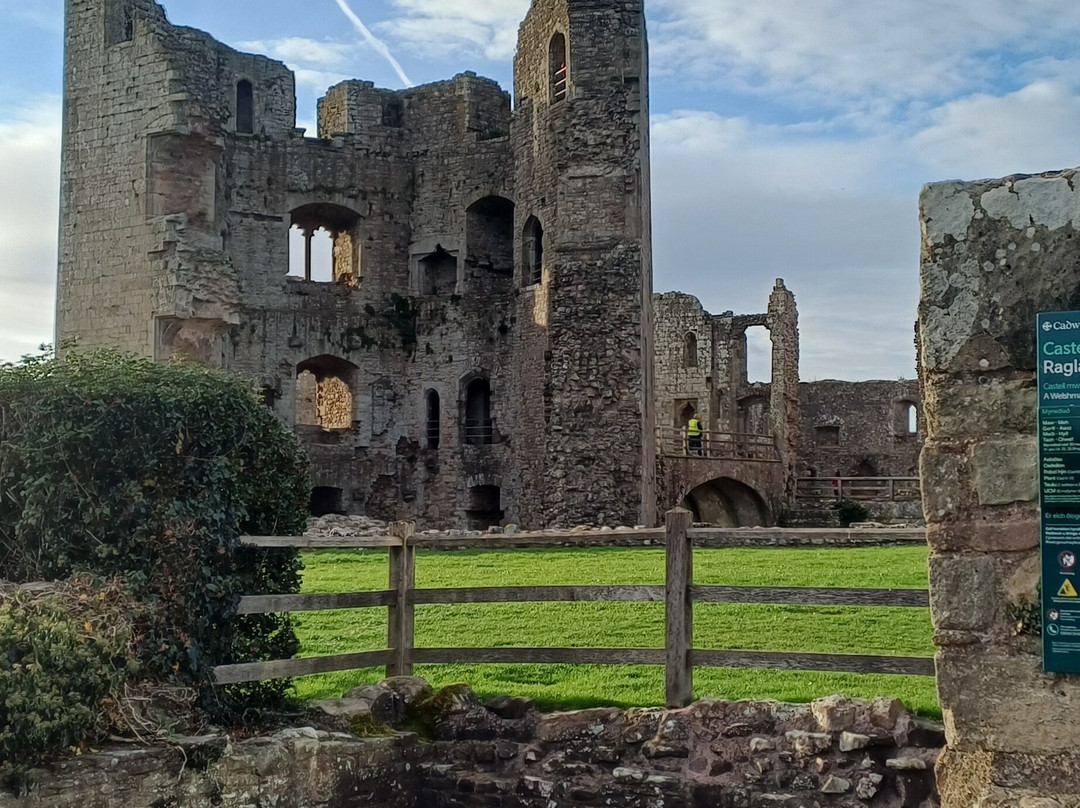 Raglan Castle-Raglan必去景点