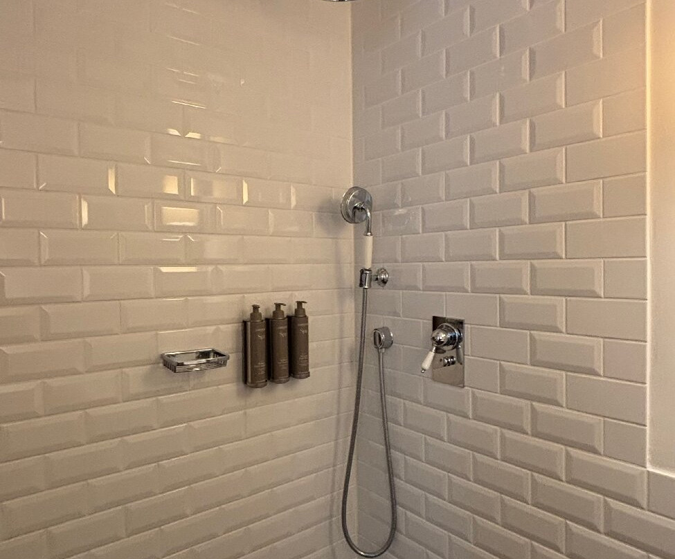 路易斯酒店主图