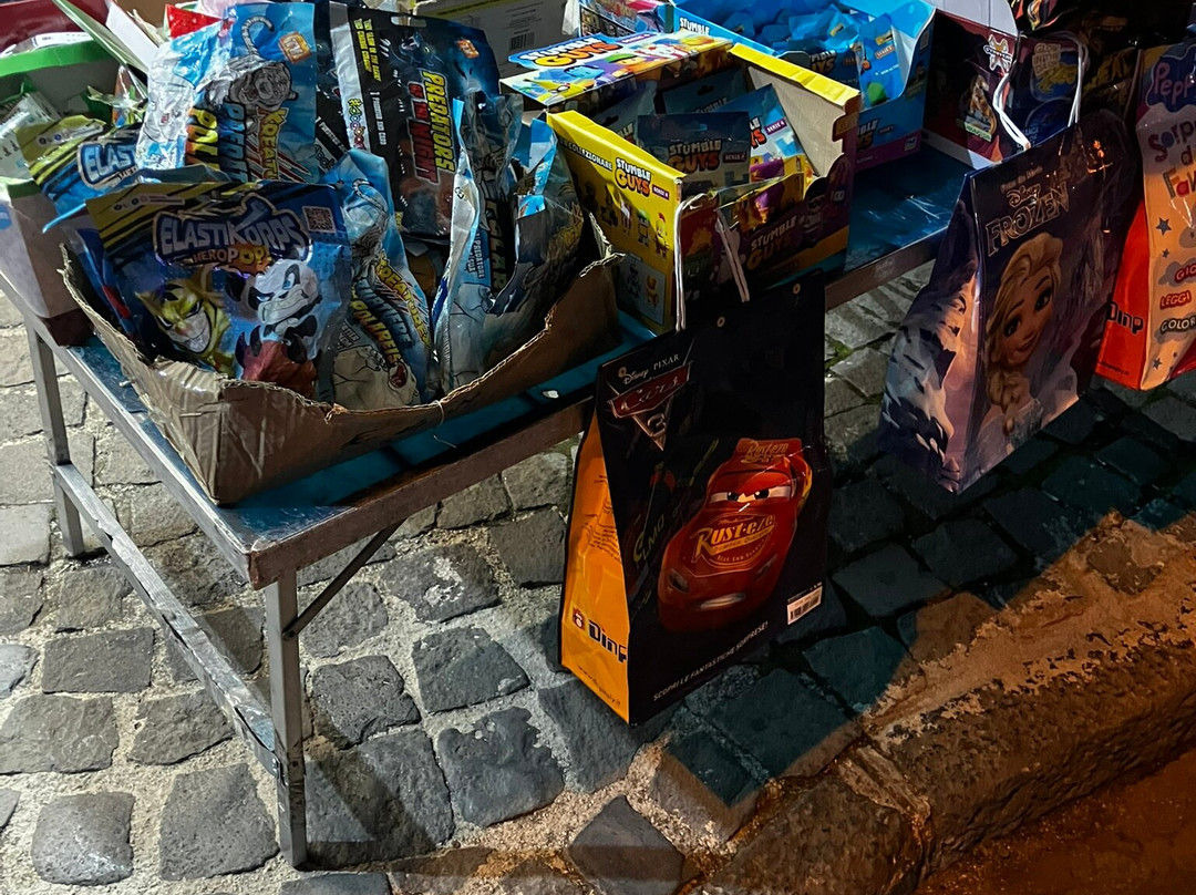 Edicola In Piazza-Pollena Trocchia必去景点