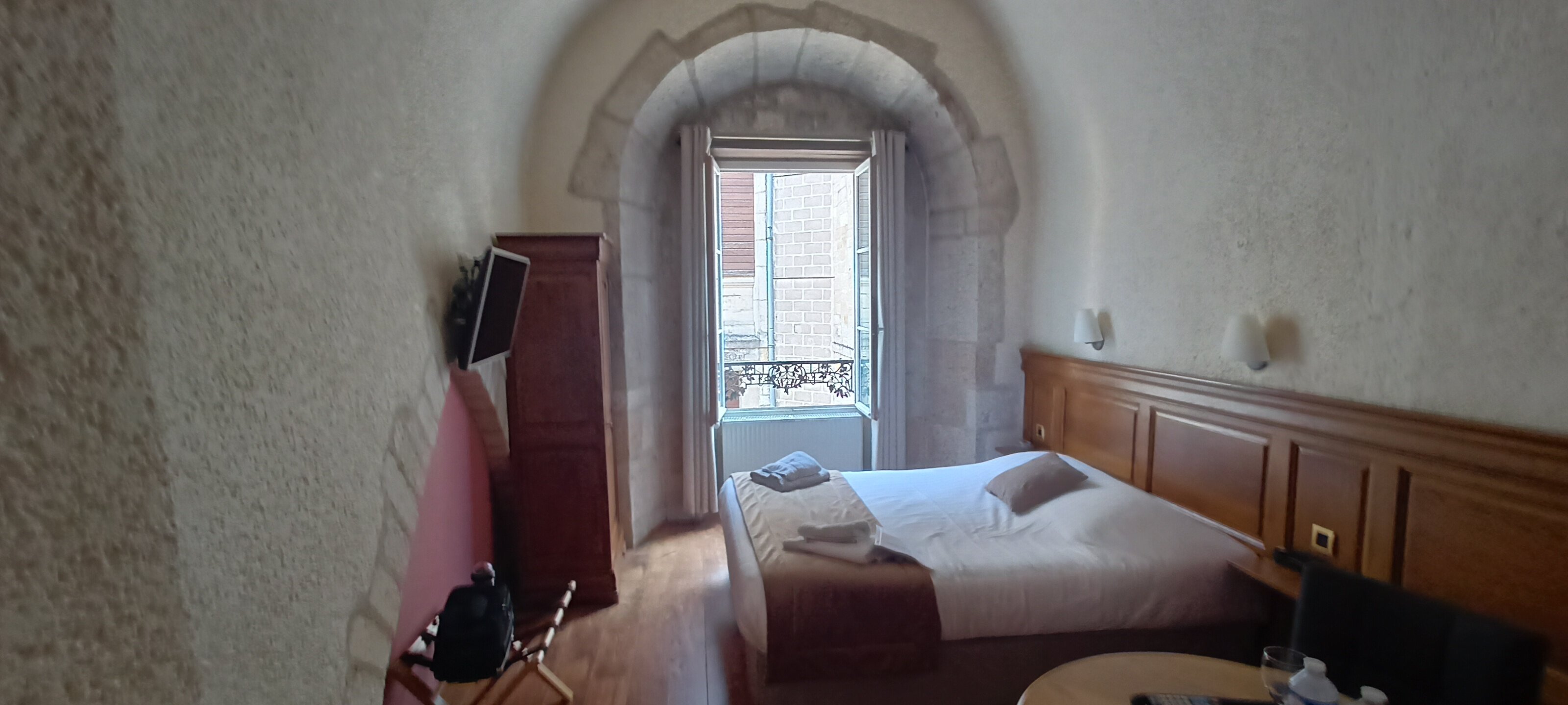 Logis Hôtel du Cheval Blanc-客卧