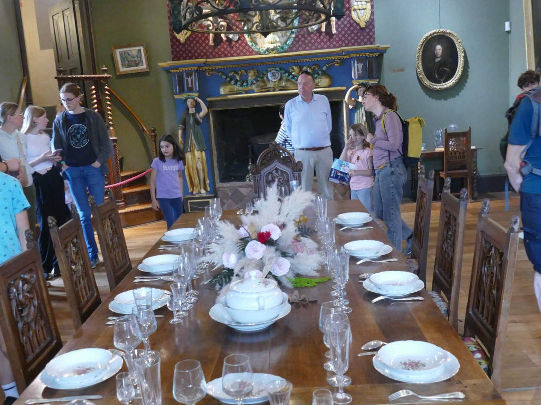 Chateau de Val-Lanobre必去景点