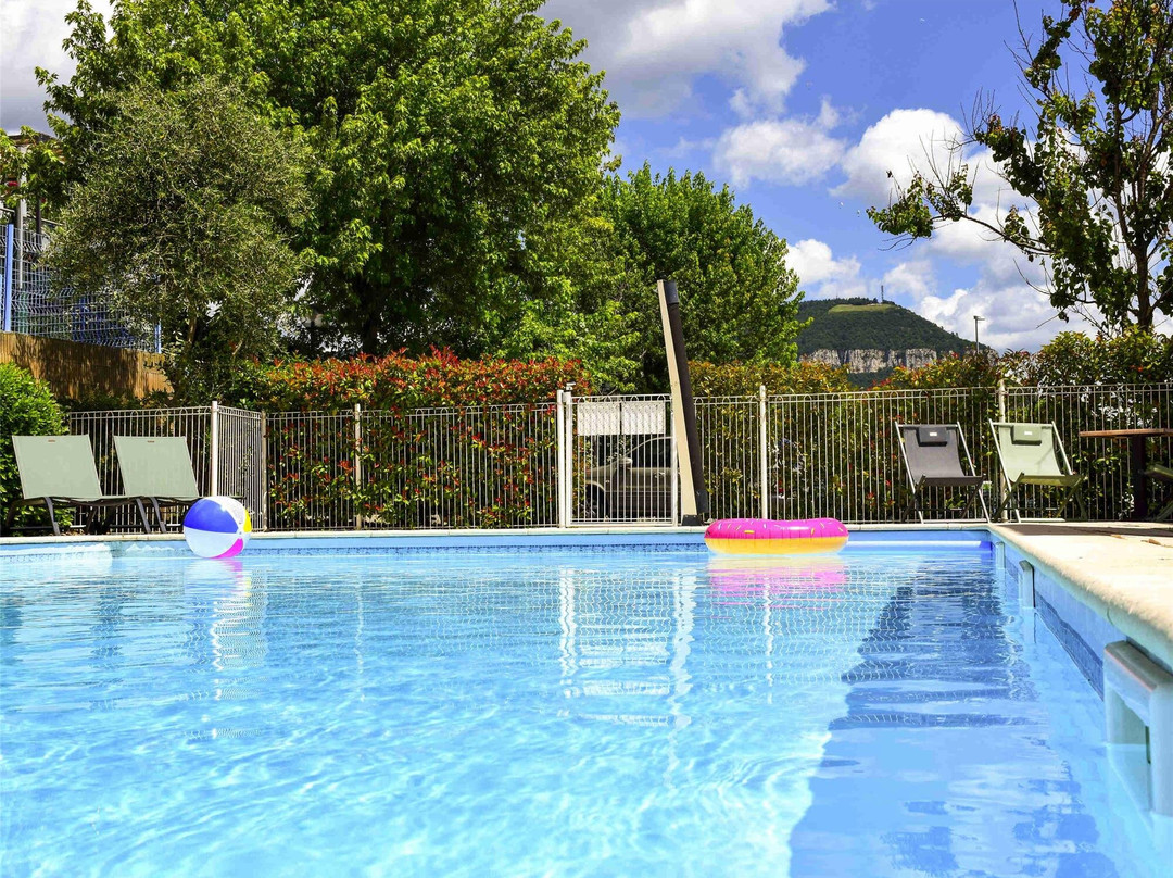 米约酒店住宿-宜必思快捷米约高架桥酒店