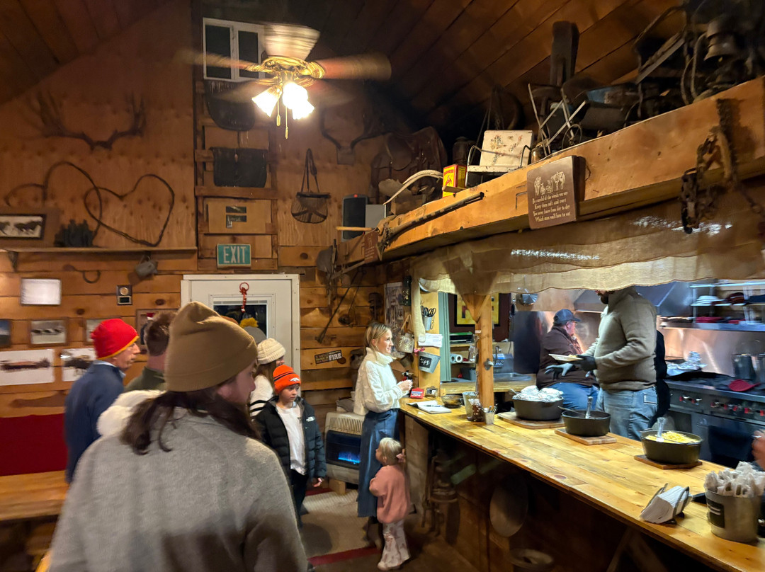 Bar Lazy L Ranch Sleigh Ride-斯廷博特斯普林斯必去景点