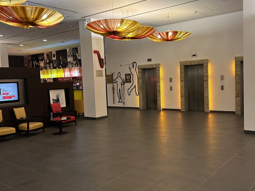 AZIMUT Airport Hotel Ekaterinburg主图