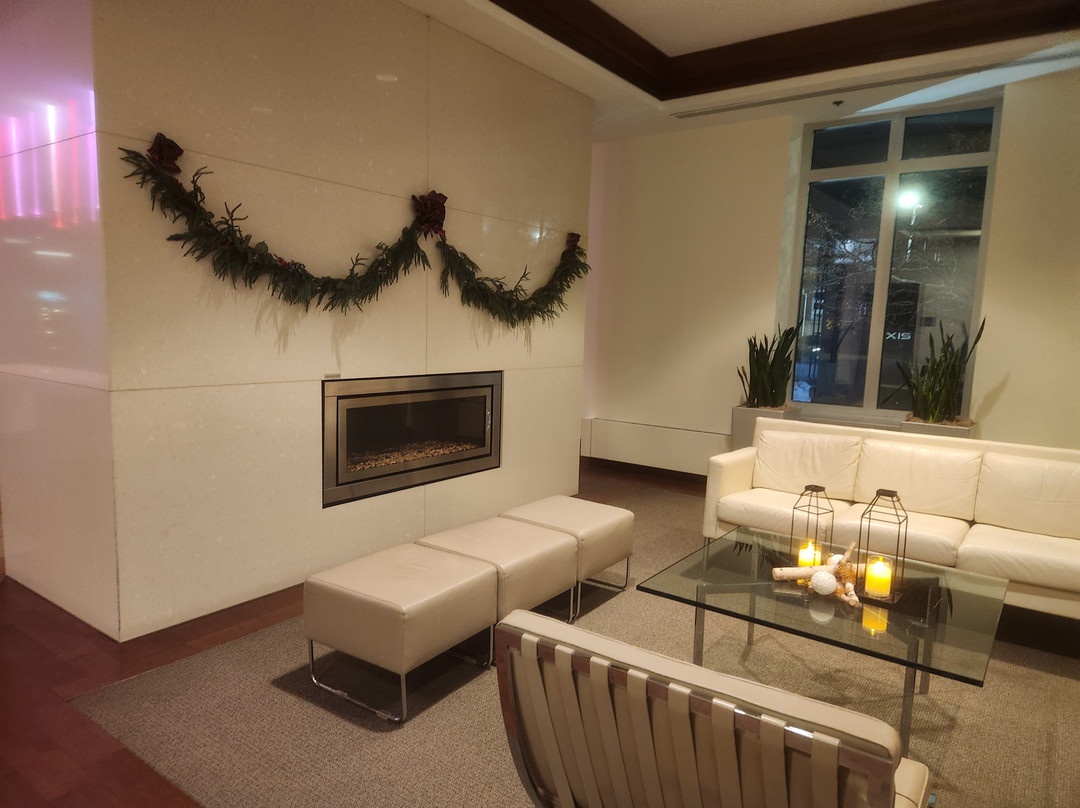 克里夫兰洲际套房酒店主图