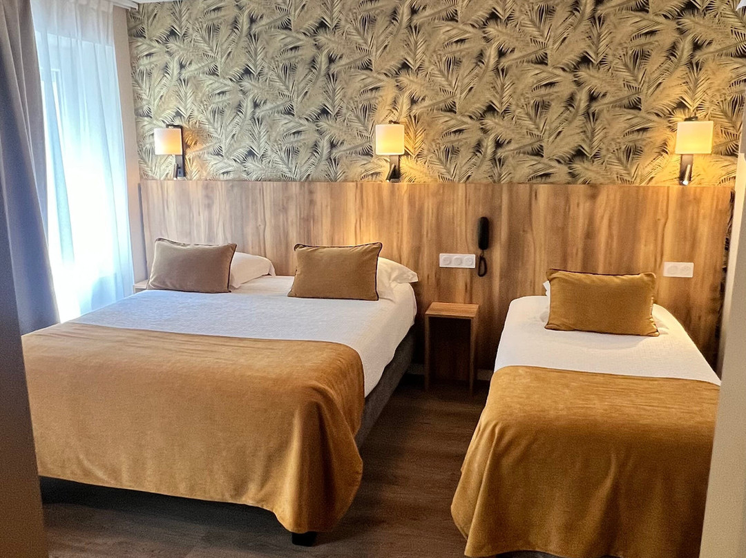 Logis Hôtel Azalées主图