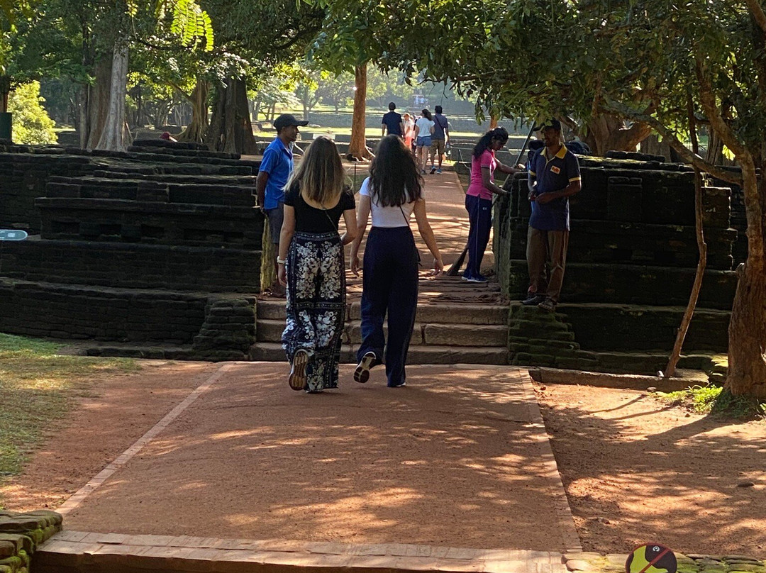 The Lion's Paws - Sigiriya-锡吉里亚必去景点