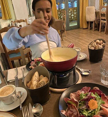 Snow Chill Hotel主图