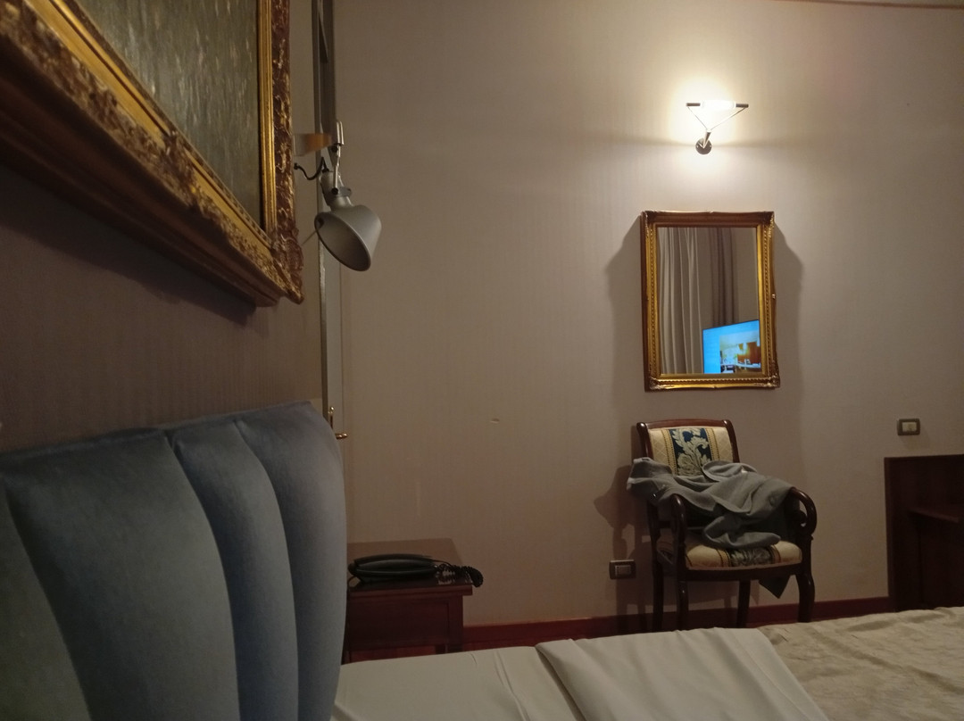 萨瓦罗拉温泉酒店主图