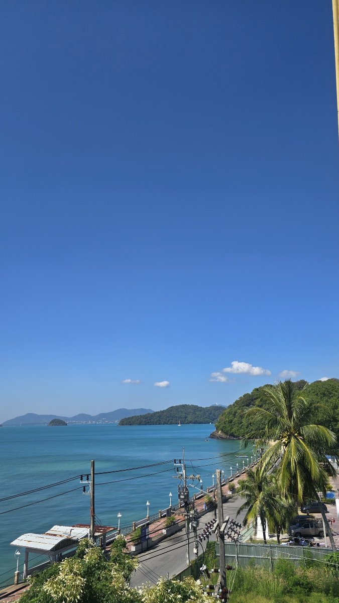 普吉岛凯特睿海湾酒店-泳池